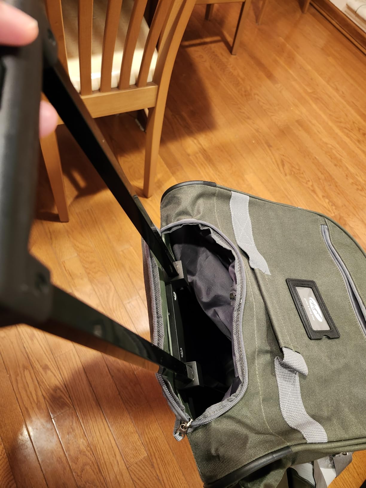 Olympia U.S.A. 22 inch Carry On 8 Pockets Wheeled Rolling Duffel Bag Water Resistant Luggage Lightweight Travel Suitcase with Retractable Handle customer photo 2