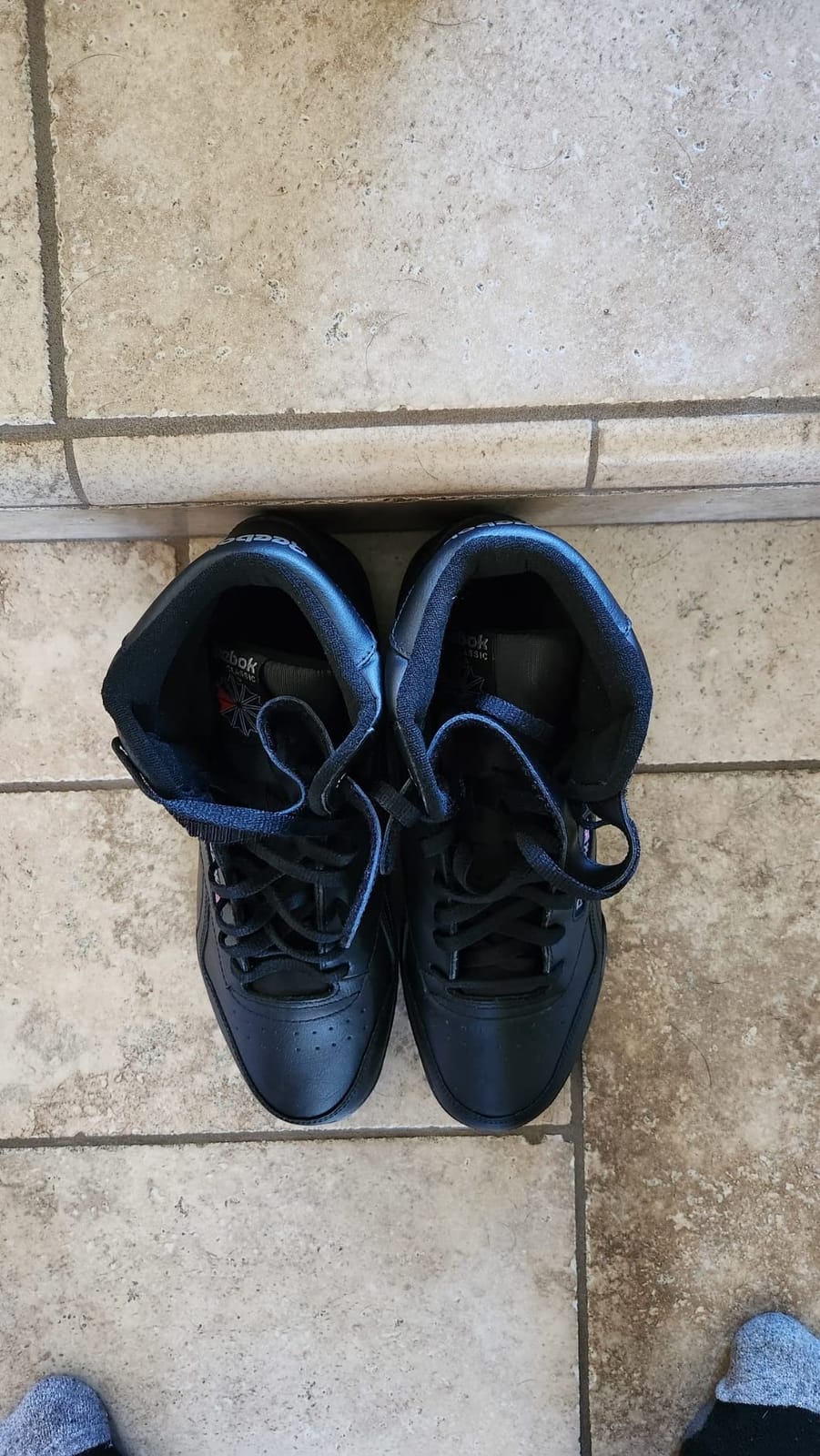 Reebok EX-O-FIT HI High Top Basketball Shoes for Men, Retro Men's Sneakers customer photo 2