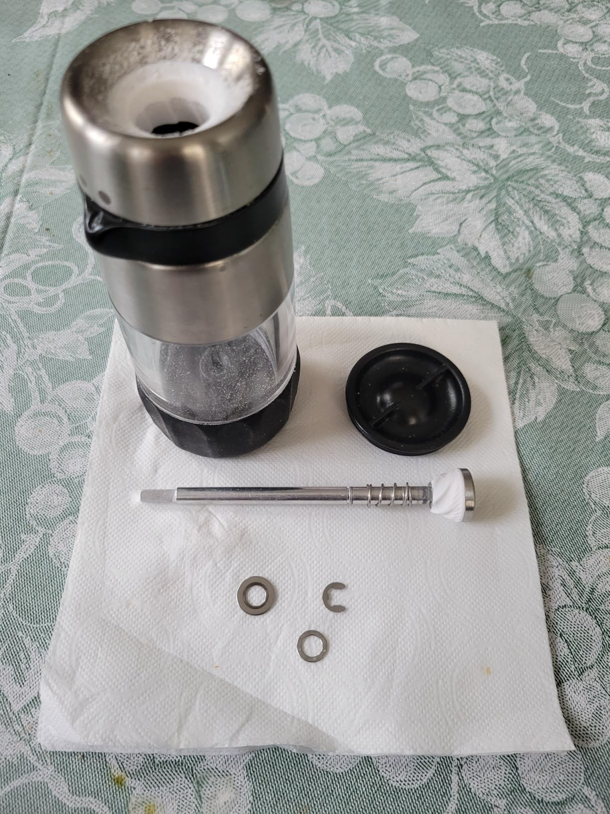 OXO Salt and Pepper Grinder Set, Stainless Steel customer photo 1