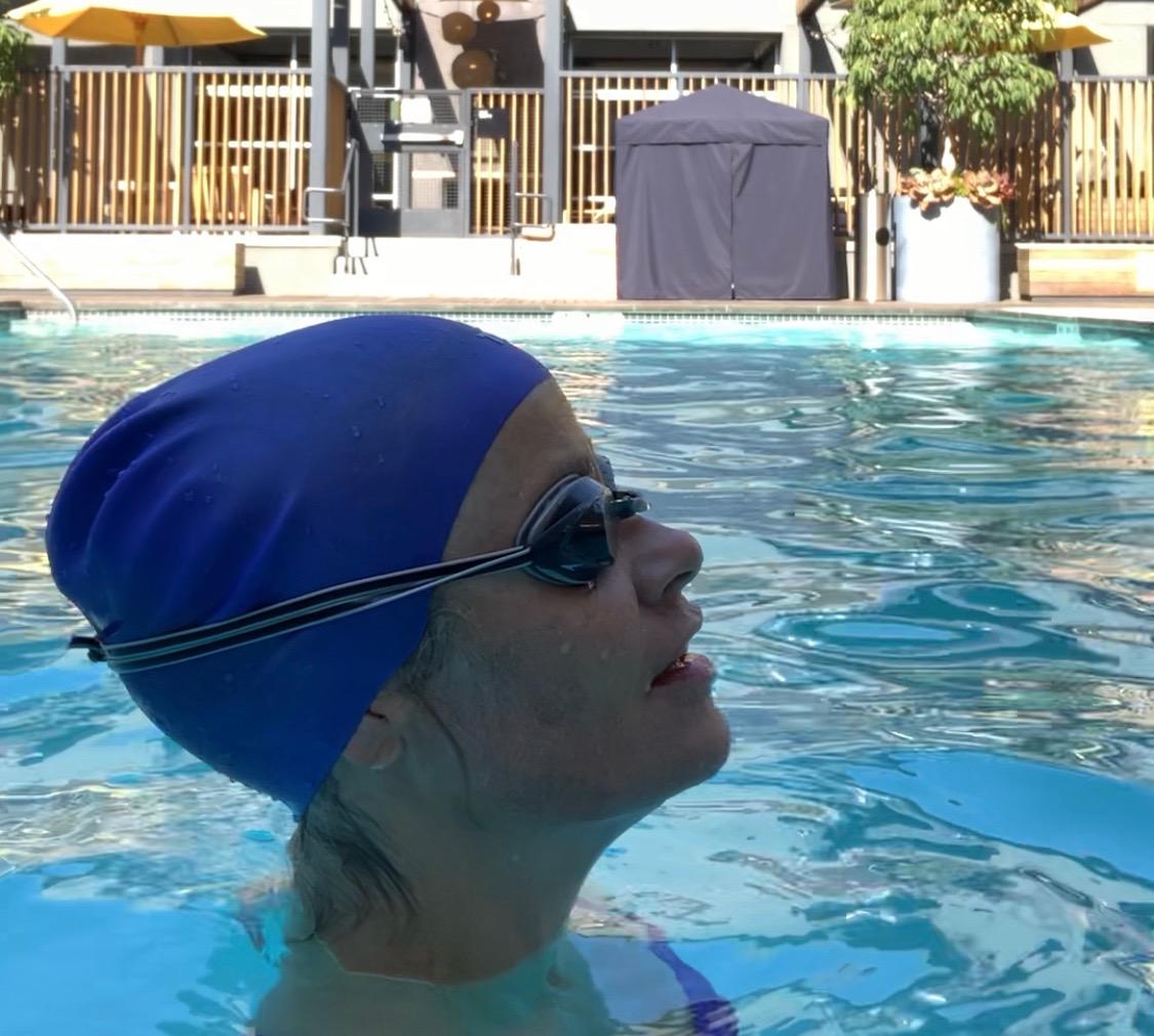 Speedo unisex-adult Swim Goggles Mirrored Vanquisher customer photo 1