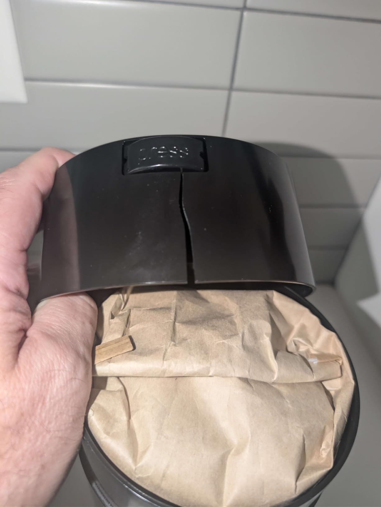 COFFEEVAC 1 LB Airtight Coffee Bean Storage Container, Patented Vacuum Seal, Coffee Grounds Container, 1.85L, Smell Proof, Black Cap and Body customer photo 2