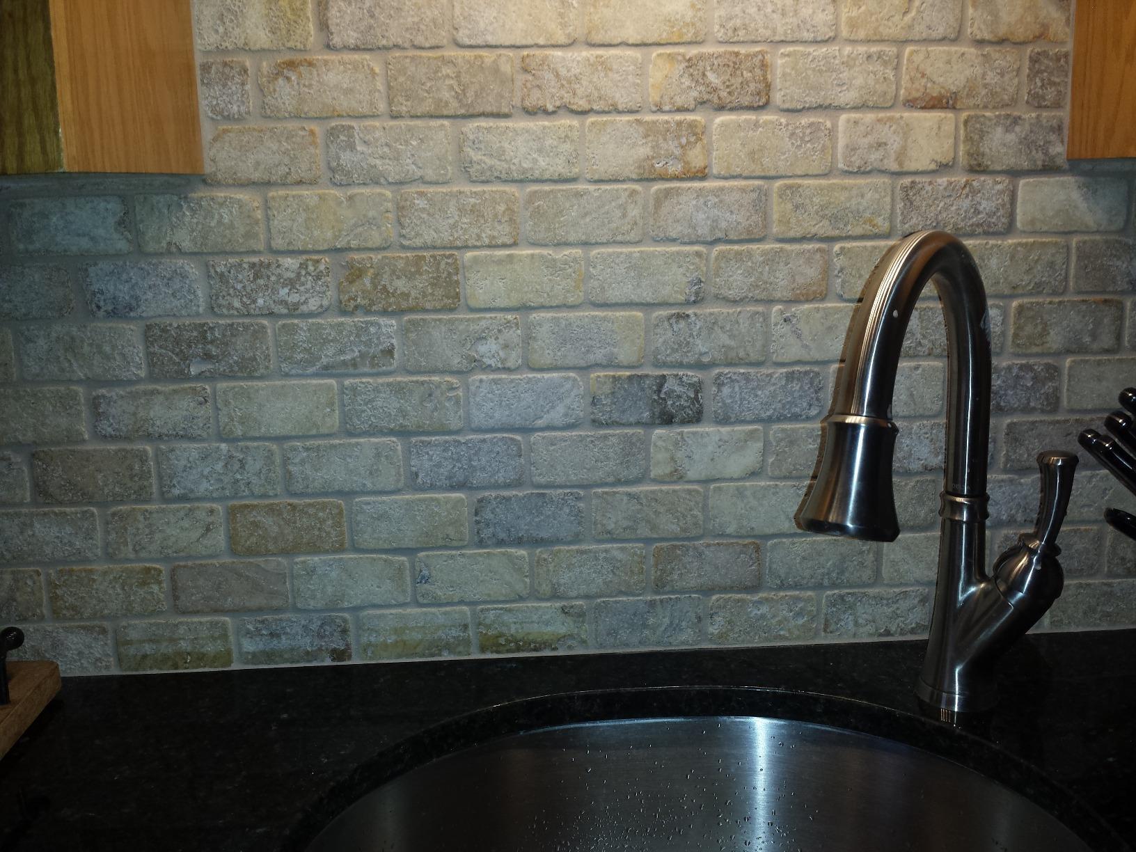 Scabos Travertine 2 X 4 Brick Mosaic Tile, Tumbled (Box of 5 sq. ft.) customer photo 1