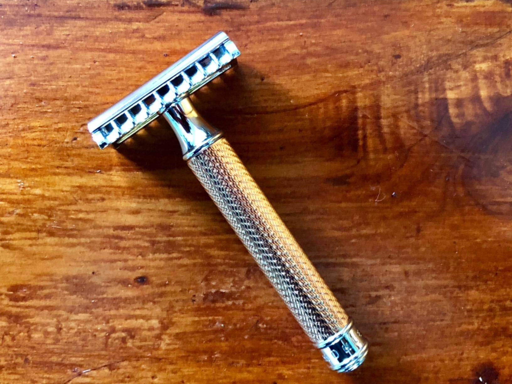 MÜHLE TRADITIONAL R41 Double Edge Safety Razor (Open Comb) For Men - Perfect for Every Day Use, Barbershop Quality Close Smooth Shave customer photo 2