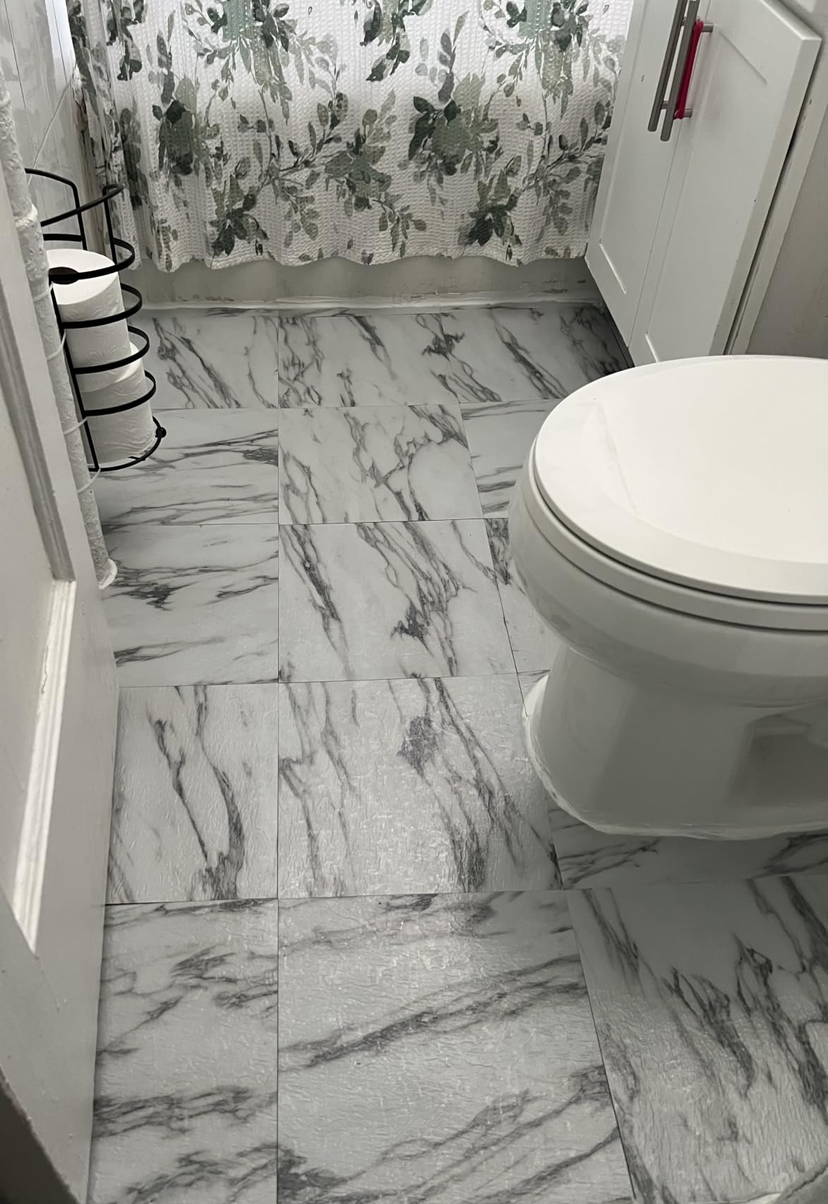 Nexus Peel & Stick Vinyl Floor Tiles, 20-Pack, 12 x 12 in, Oak customer photo 1