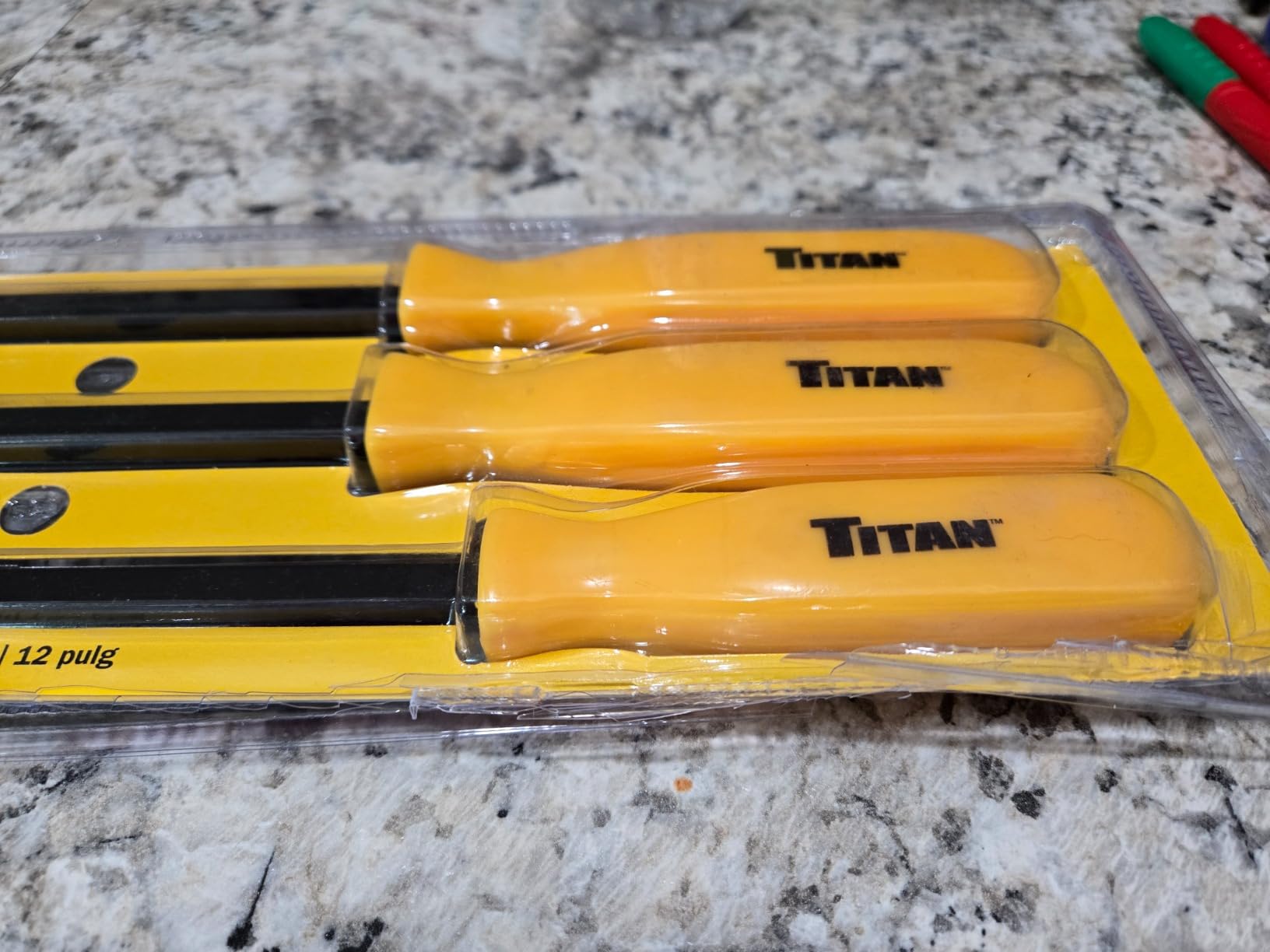 Titan 17101 4 pc. Pry Bar Set, Includes 8-Inch, 12-Inch, 18-Inch, and 24-Inch Pry Bars customer photo 1