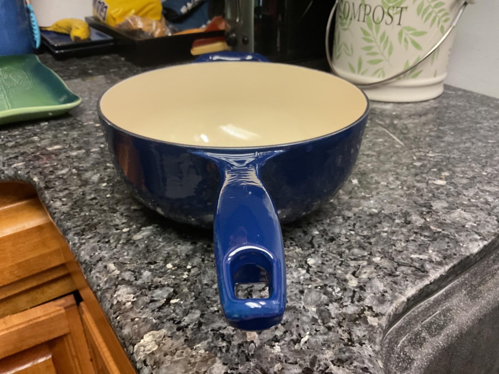 Tramontina Bestow Enameled Cast Iron 3-Qt Saucier Pan with Lid, Blue customer photo 2
