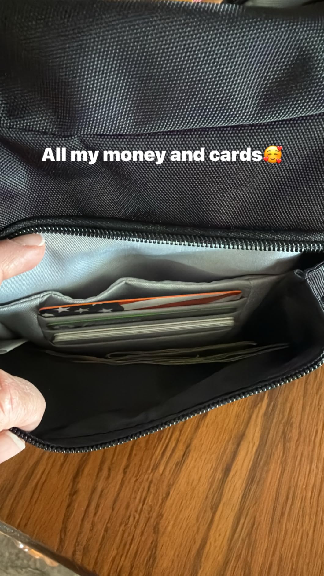 Travelon Anti-Theft Classic Messenger Bag customer photo 2