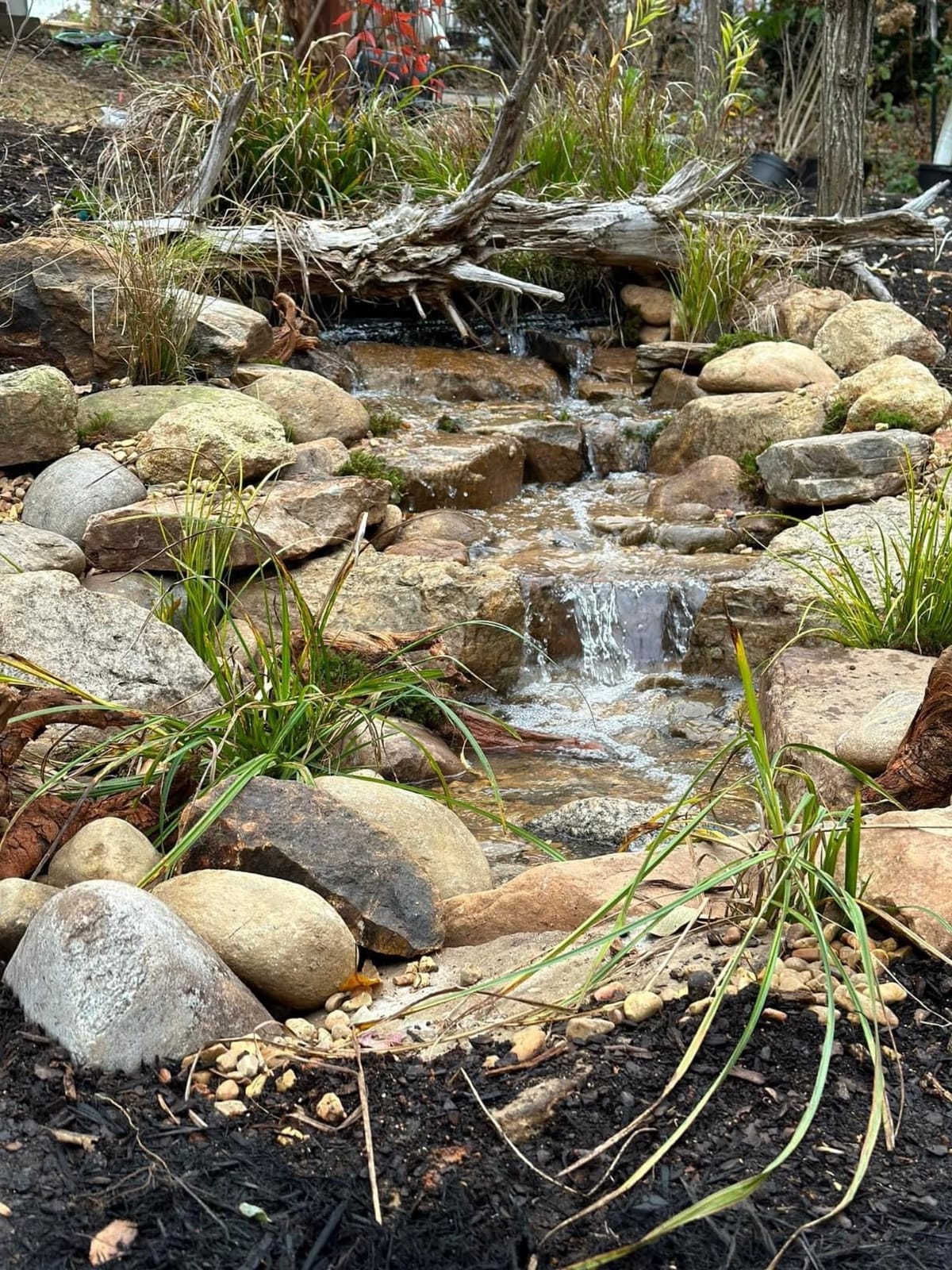 Savio Pond Free 6100 GPH Waterfall Kit MatrixBlox 10 x 30 Ft EPDM Liner customer photo 2