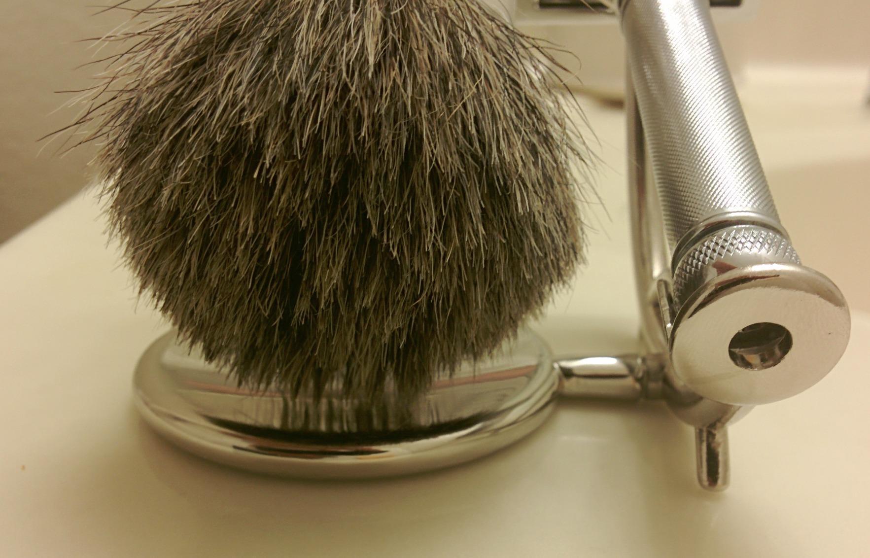 Taconic Shave, Chrome Shave Stand for Straight, Safety & Cartridge Razors customer photo 2
