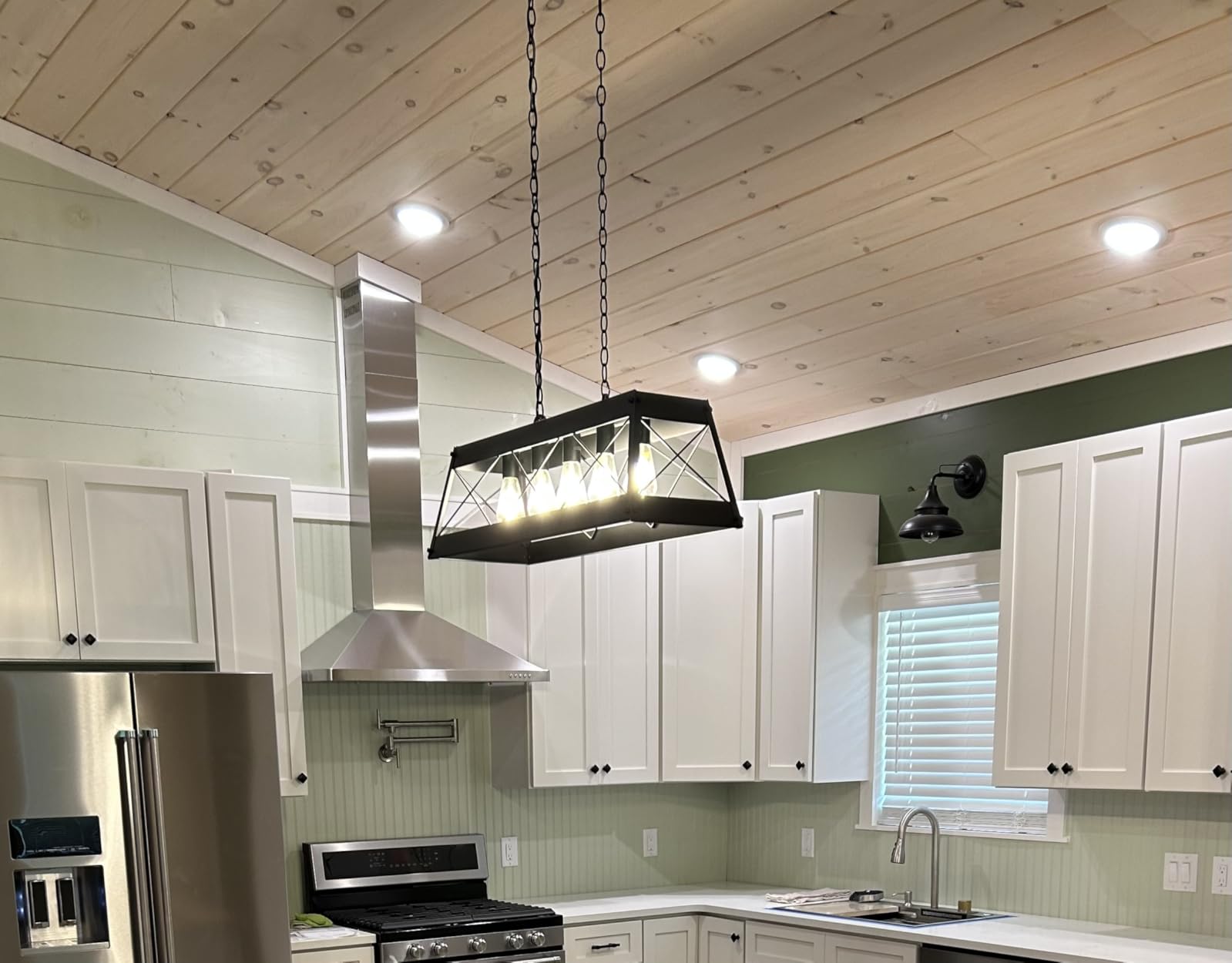36 in. Vista Coll 380 CFM Ducted Wall Mount Range Hood LED, Stainless Steel customer photo 2