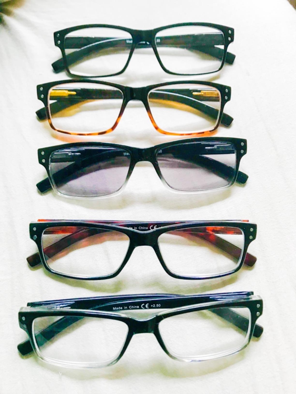 Eyekepper Reading Glasses Men, Readers for Women, 5pack Black Frame 2.5+ customer photo 1