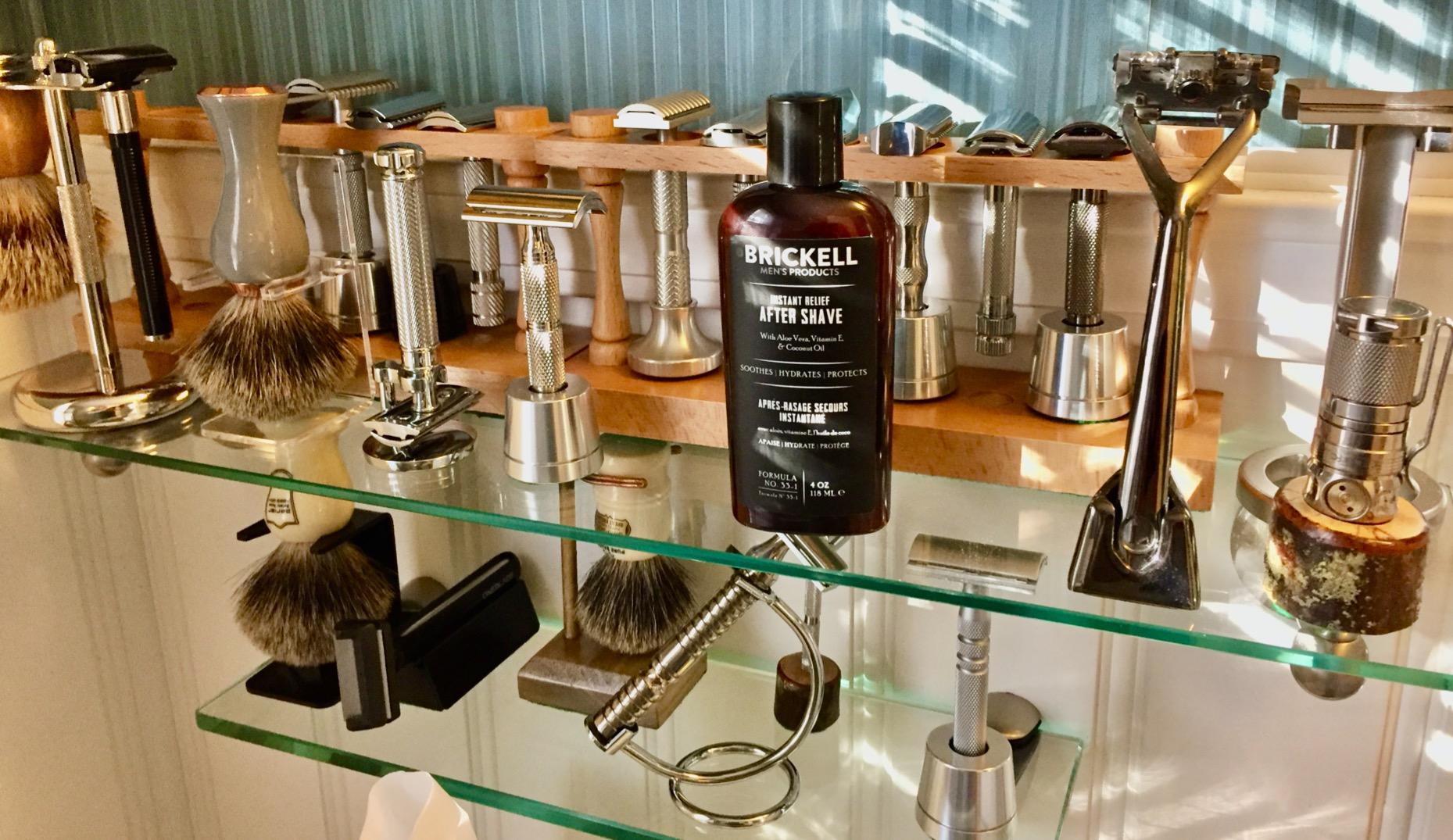 Brickell Men's Instant Relief Aftershave for Men, Soothing After Shave Balm to Prevent Razor Burn, With Aloe, Vitamin E, and Hyaluronic Acid, 4 Ounce, Scented customer photo 1