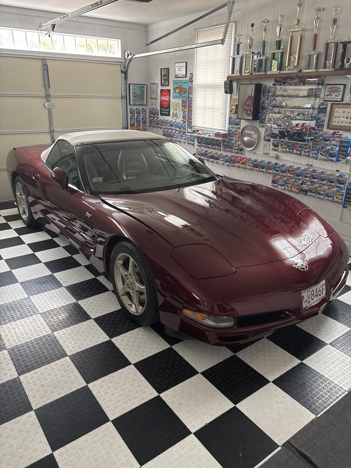 Griot's Garage Complete Compound, Car Scratch Remover for All Automotive Paint Finishes, Removes Scratches, Swirl Marks, Water Spots, Oxidation and Other Defects, 10862, 16oz customer photo 1