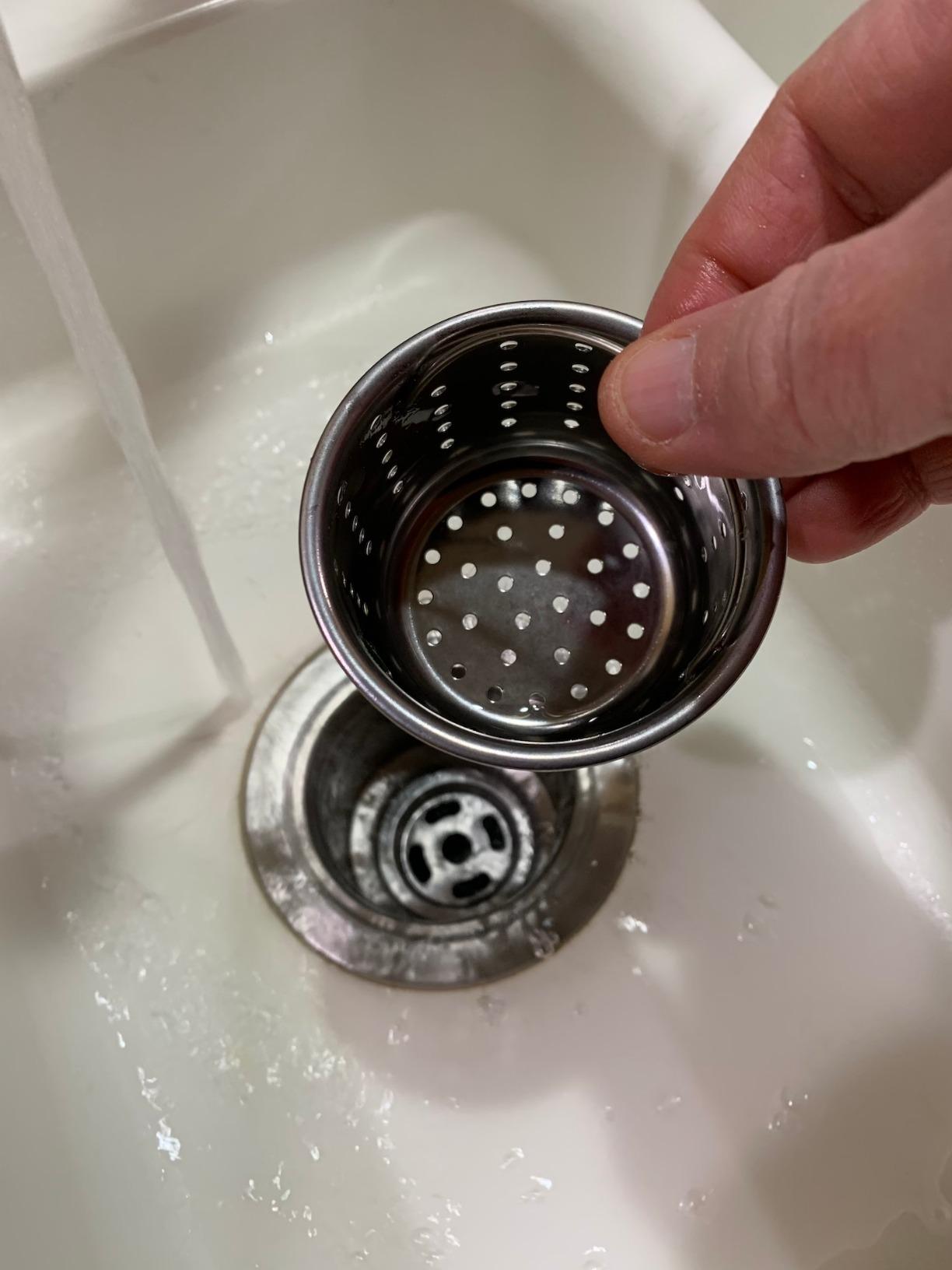 3-1/2 Inch Sink Drain Assembly Kit, Removable Deep Sink Strainer Basket with Sink Stopper/Sealing Lid for Home, Kitchen, Stainless Steel customer photo 1