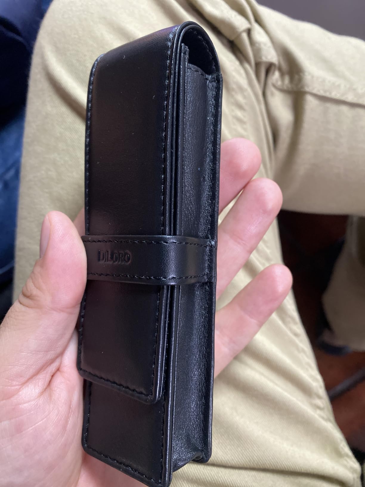 DiLoro Leather Double Pen Case Pencil Pouch Holder for Two Fountain Ballpoint Rollerball Pens and Pencils (Black) customer photo 2