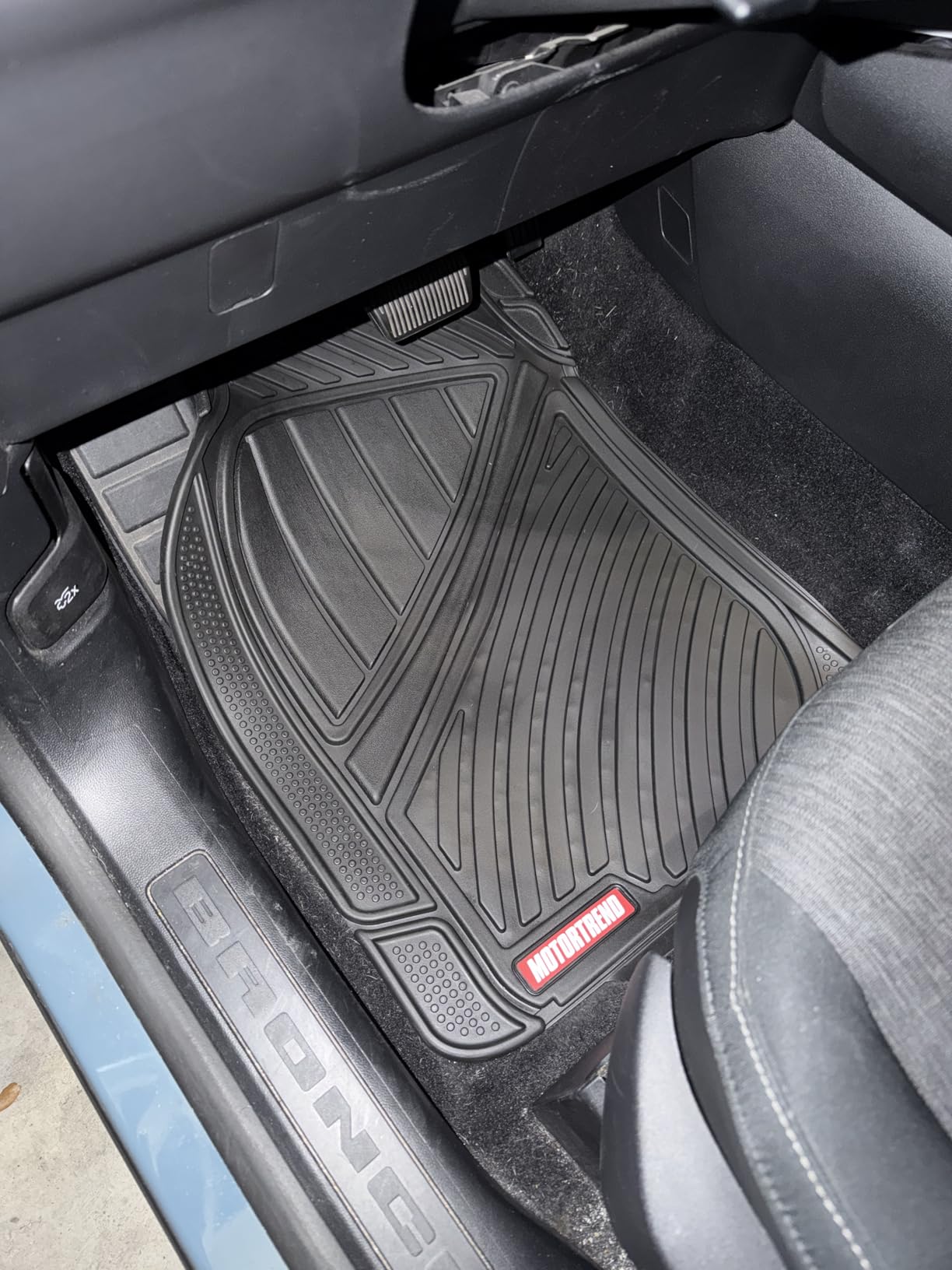 Motor Trend FlexTough Performance All Weather Rubber Car Floor Mats - 3 Piece Floor Mats Automotive Liners for Cars Truck SUV, Heavy-Duty Waterproof (Black) customer photo 1