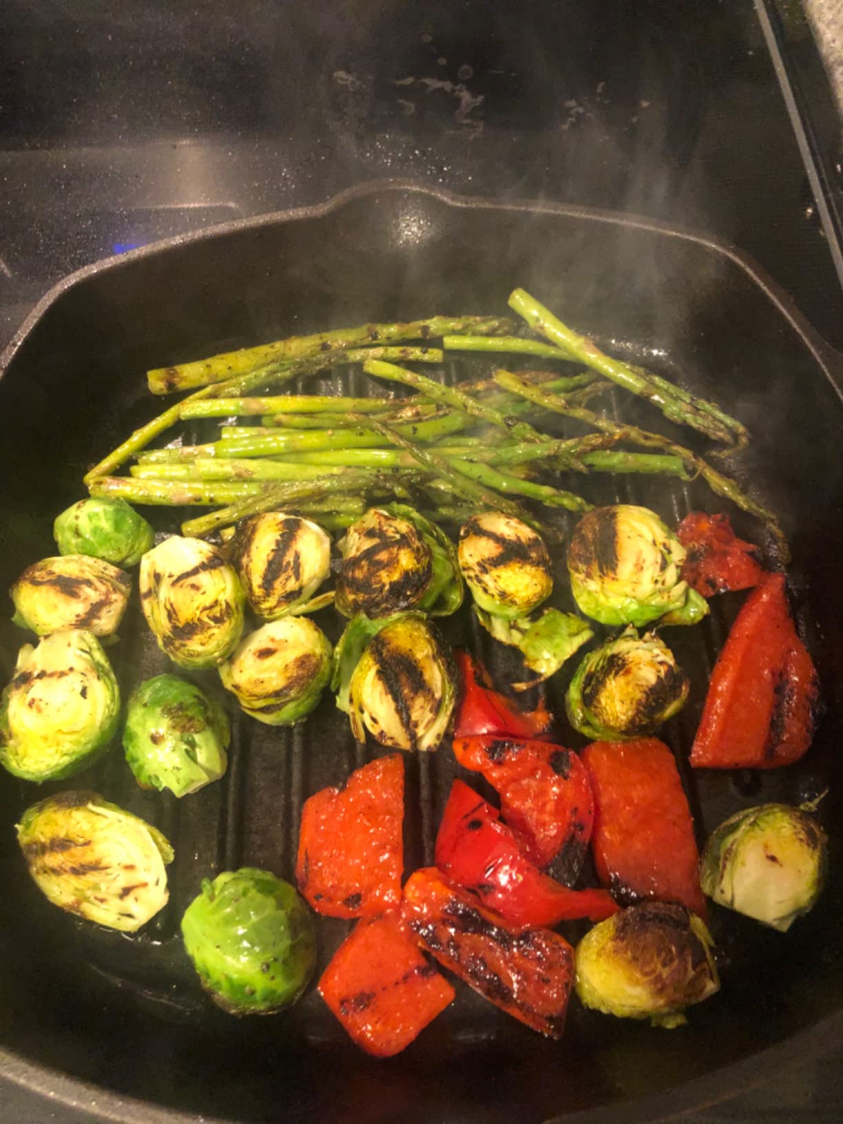 Victoria Cast Iron Grill Pan, Square Grill Pan, Cast Iron Griddle Pan, Seasoned with 100% Kosher-Certified, Non-GMO Flaxseed Oil, Black, 10 Inches customer photo 1