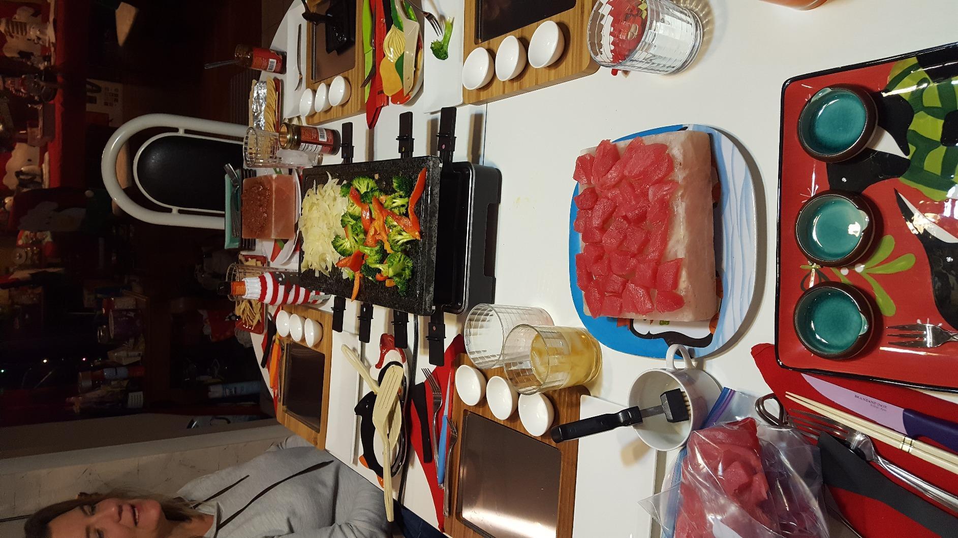 Artestia 1700W Raclette Electric Party Grill for 6–8 People customer photo 2
