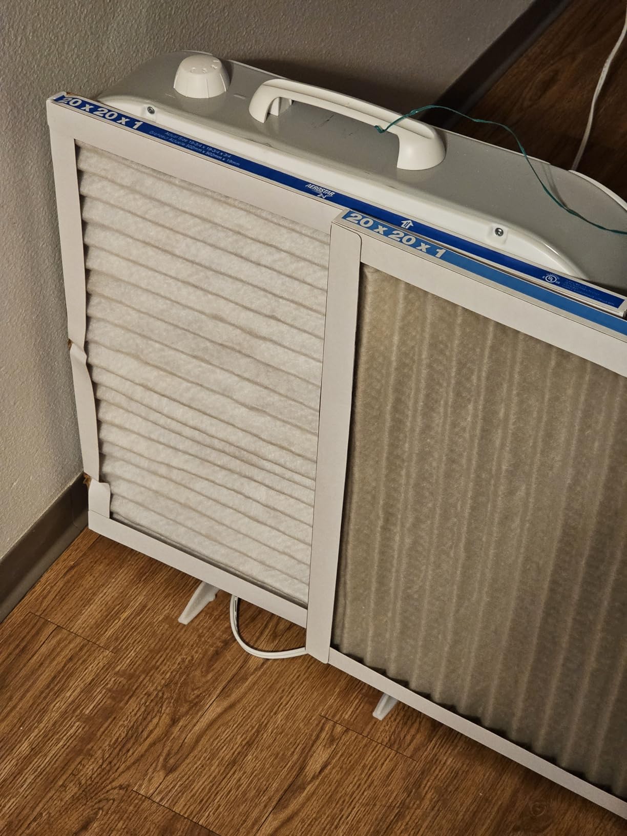 Aerostar Air Filter 20x20x1 MERV 13 AC Filter, HVAC, Furnace Filter, 6 Pack | ACTUAL SIZE (19.75 x 19.75 x 0.75) AC Filter, Furnace Filter, Allergies, Dust, Pet Dander & Smoke MERV 13 (MPR 1500 ) customer photo 2