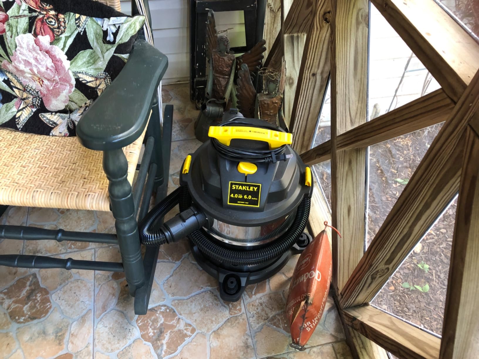 STANLEY SL18116 Wet/Dry Vacuum, 6 Gallon, 4 Horsepower, Stainless Steel Tank, 4.0 HP, Silver+Yellow customer photo 2