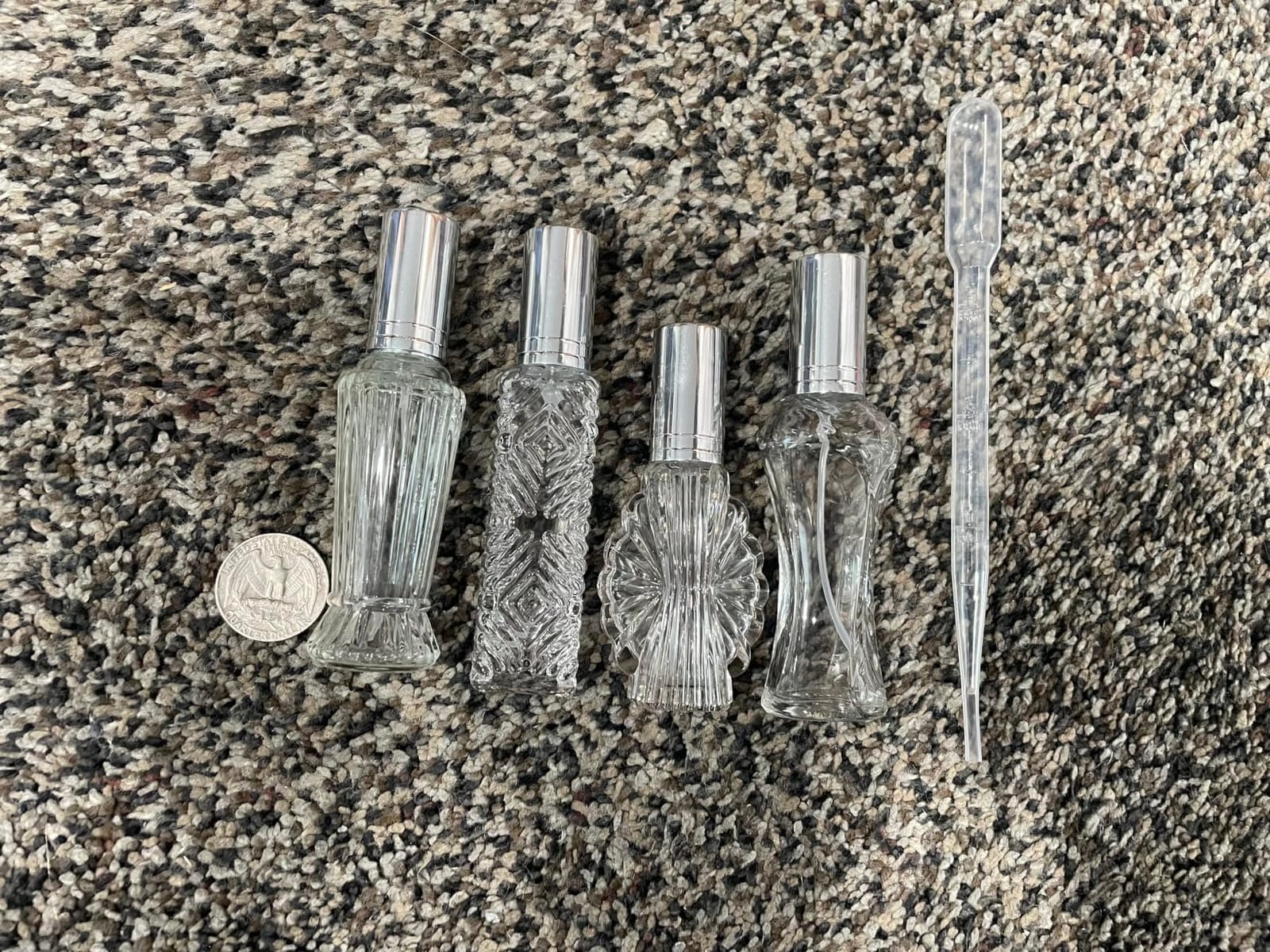 4 Pcs Vintage Glass Refillable Perfume Bottles Empty Spray Set customer photo 2