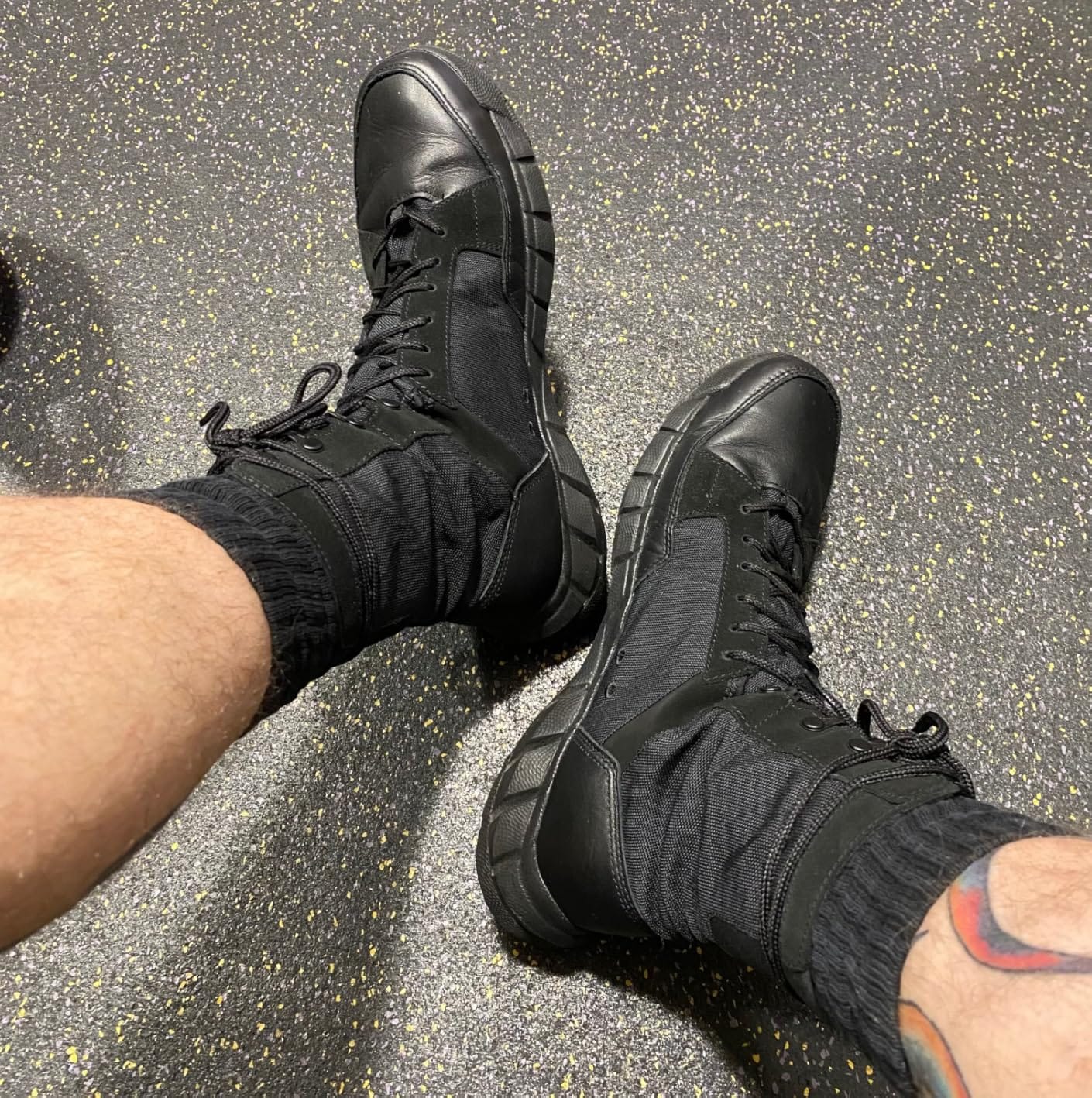 Oakley Men's Light Patrol Tactical Boots customer photo 1