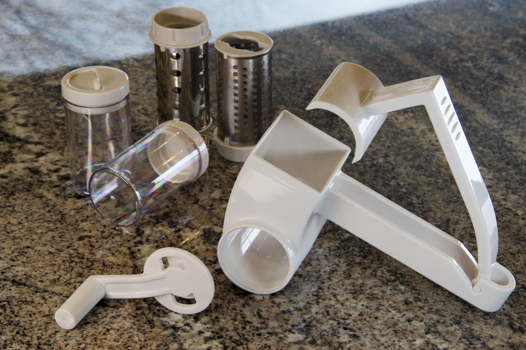 Vivaant Rotary Cheese Grater Hand Crank, Handheld Parmesan Cheese Shredder customer photo 2