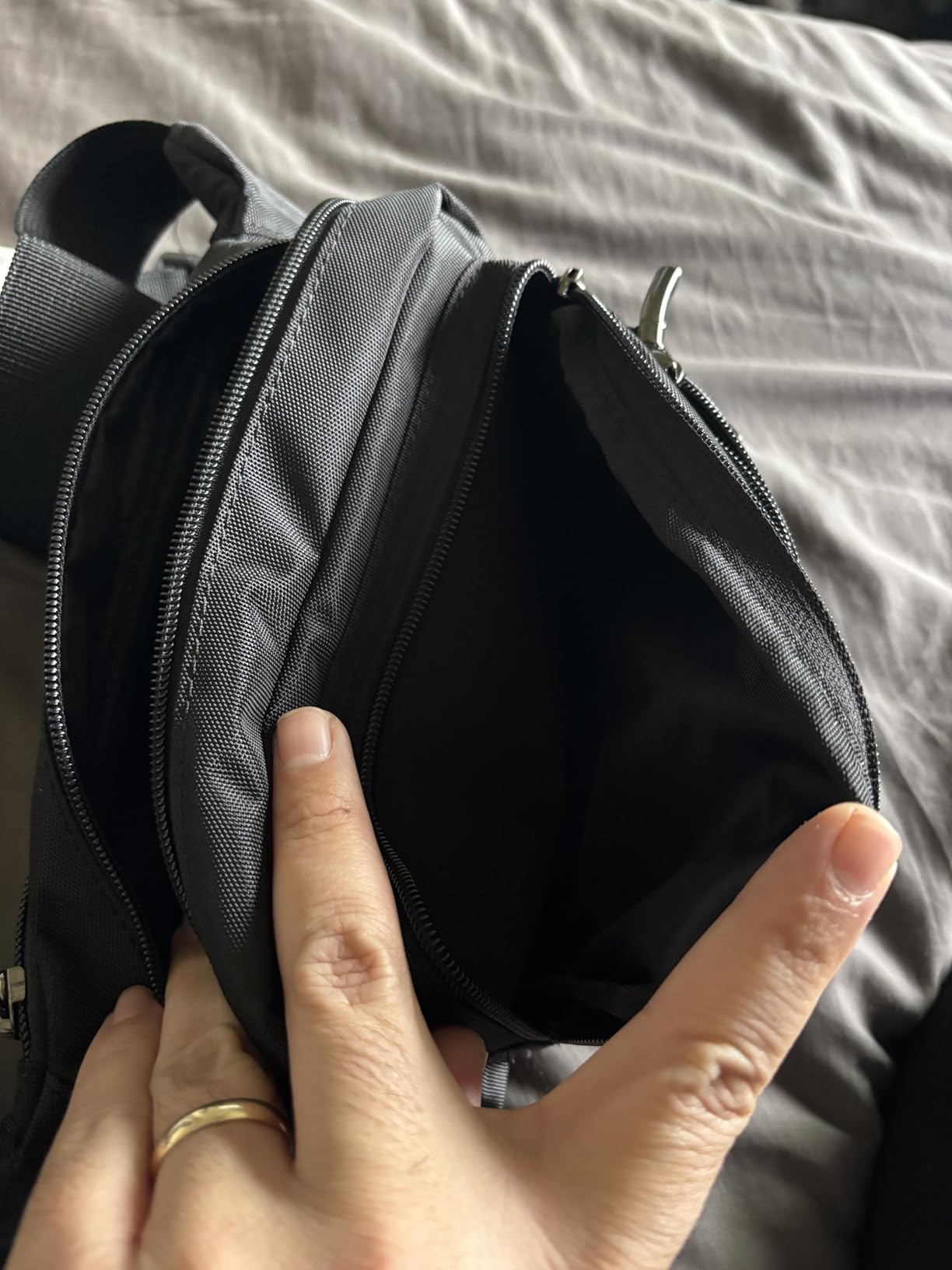 FREETOO Fanny Pack For Men Women, Large Capacity Waist Bag Black Belt Bag customer photo 2