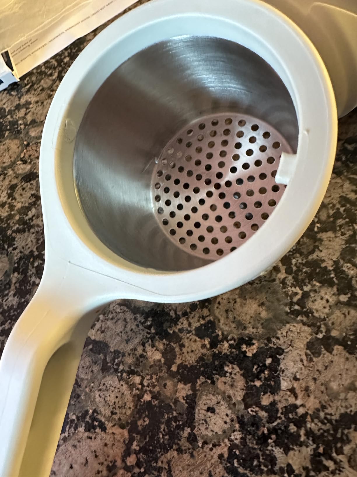 Joseph Joseph Helix Potato Ricer Masher Ergonomic Twist-Action Hand Manual Stainless Steel For Mashed Potato, Vegetable Purees, Stainless Steel customer photo 1