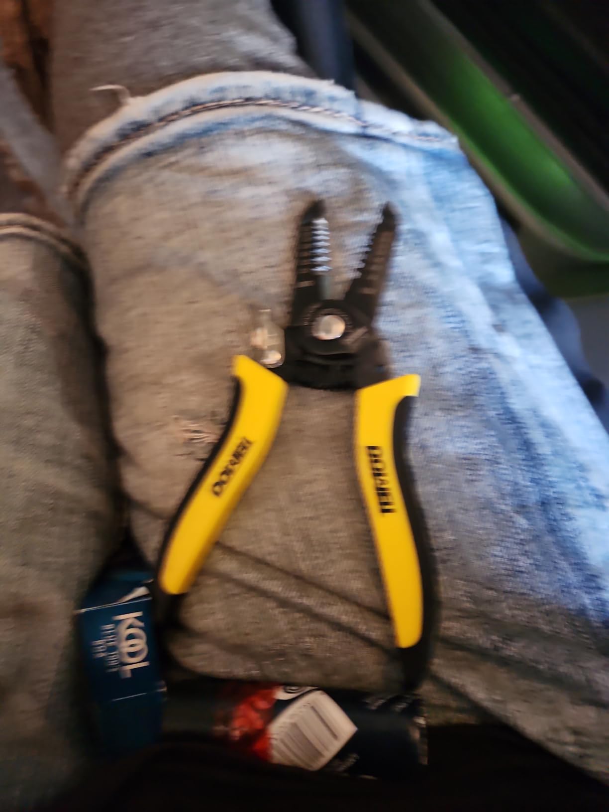 DOWELL Wire Stripper, 10-22 AWG Wire Cutter, Stripping Tool customer photo 2