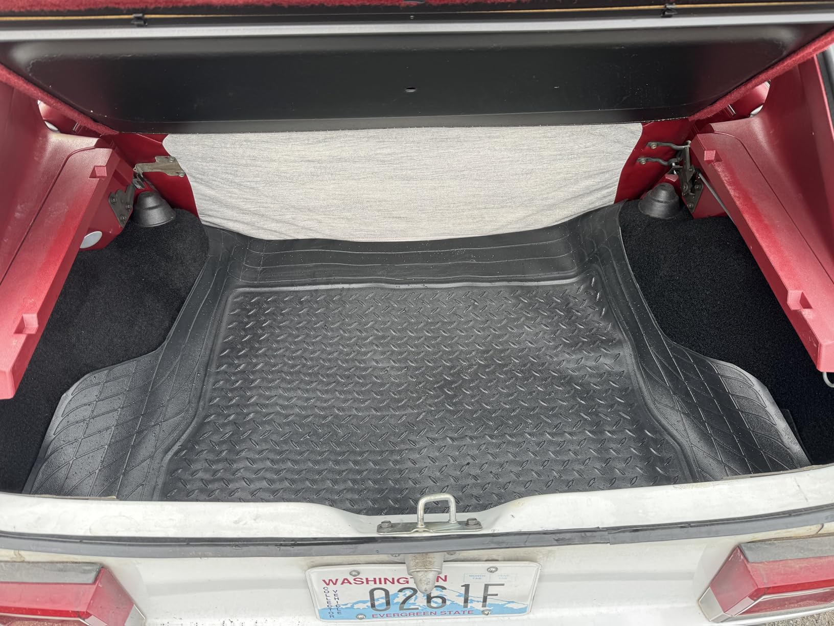 PIC AUTO Heavy Duty Cargo Liner, Trimmable All-Weather Rubber Trunk Mat for Cars, SUVs, Vans & Trucks, Anti-Slip Backing, Durable Protection, Large, Black customer photo 2