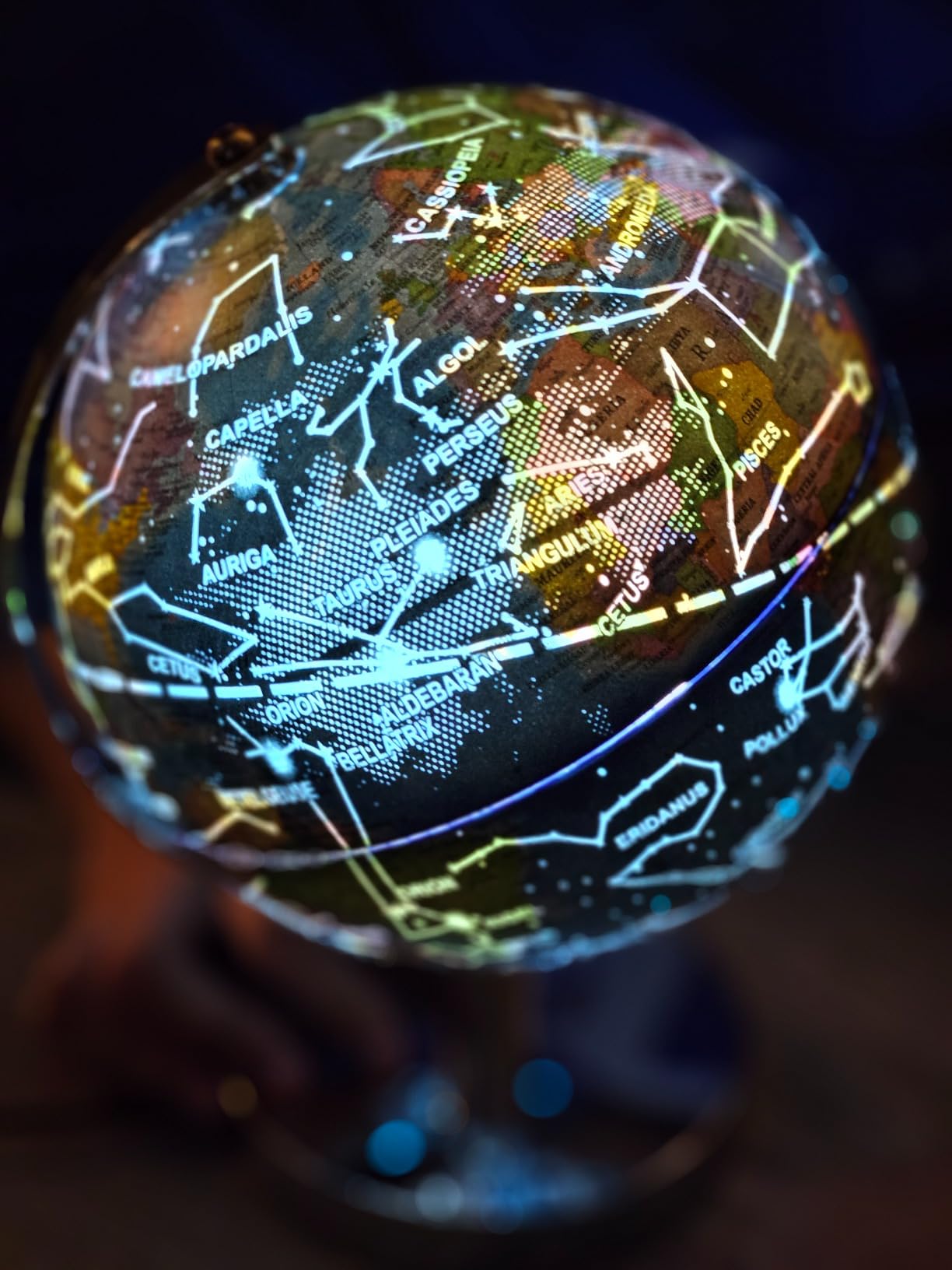 USA Toyz Illuminated World Globe with Stand - 3in1 STEM Globes for Adults and Kids, Constellation Map, Built-In LED Night Light Lamp, Easy to Read Texts, Non-Tip Base, 13.5 Inch Tall, 9 Inch Diameter customer photo 2