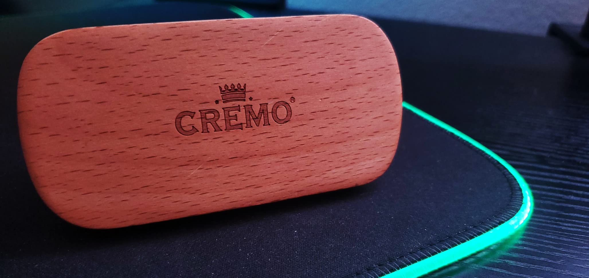 Cremo Beard Brush for Men, 100% Boar Bristles & Wood Handle customer photo 1