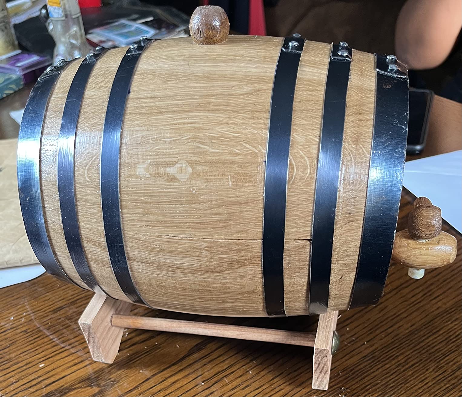Personalized - Custom American White Oak Bourbon Aging Barrel - Oak Barrel Aged (1 Liter, Black Hoops) customer photo 2