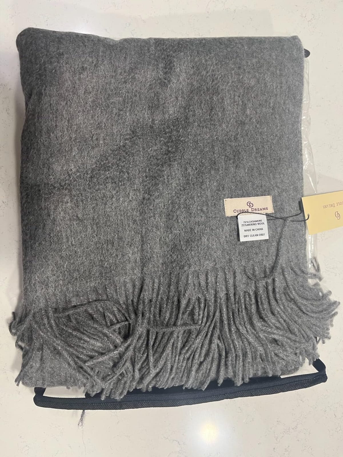 CUDDLE DREAMS Premium Cashmere Throw Blanket with Fringe (Ivory) customer photo 2