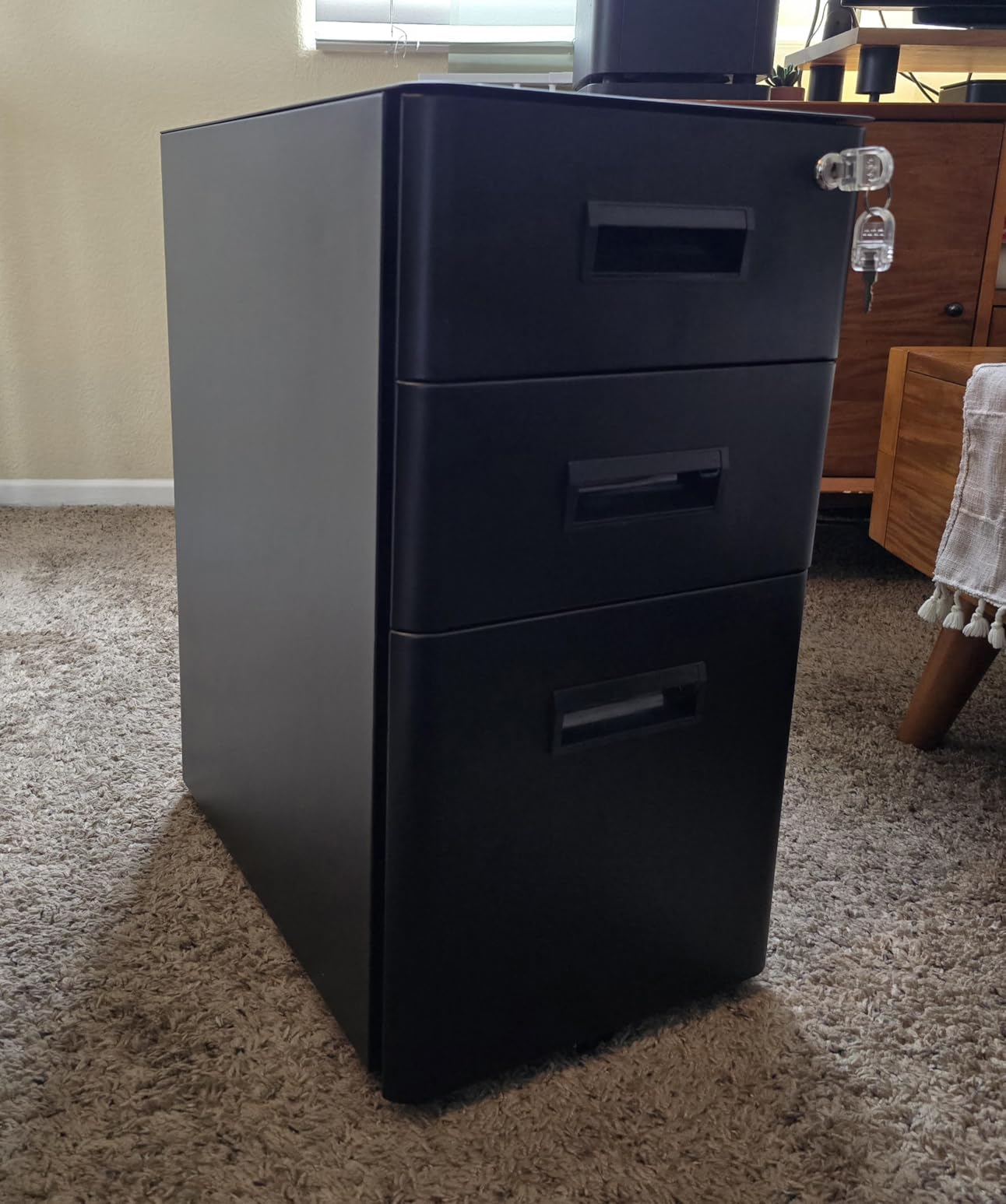 DEVAISE 3 Drawer File Cabinet on Wheels, Fully Assembled Except Casters customer photo 2