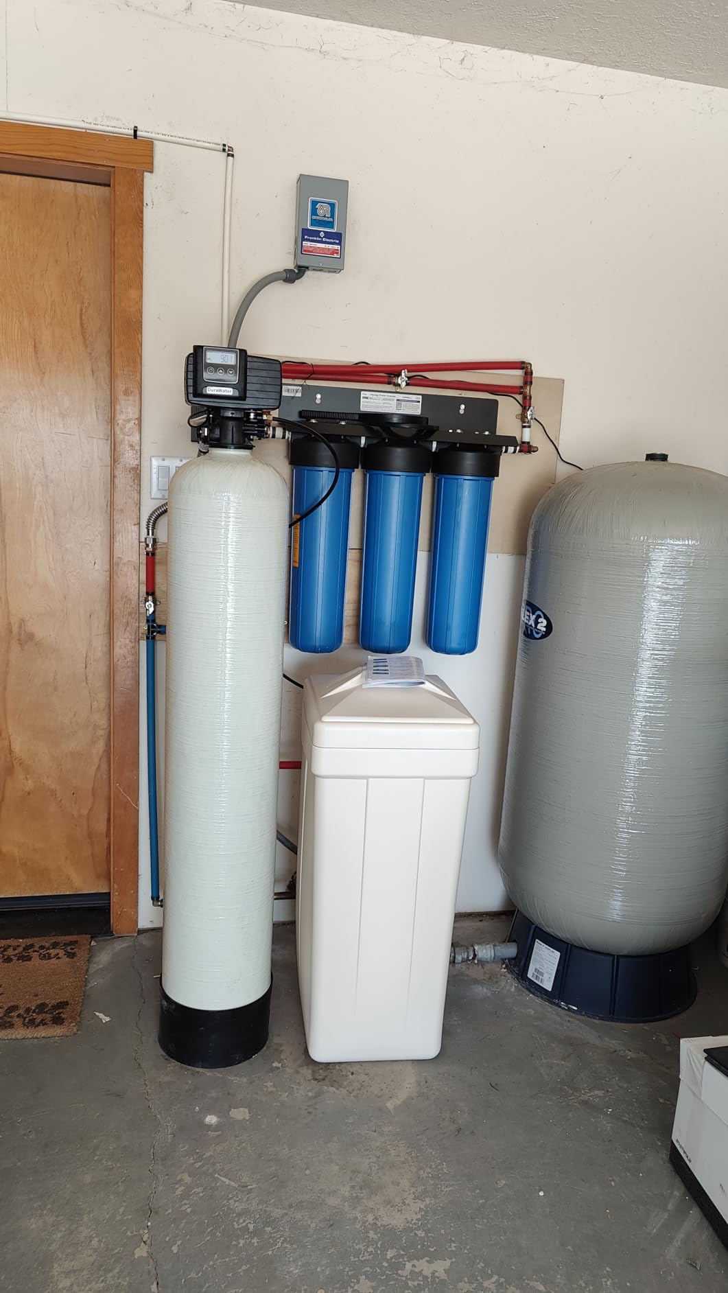 Fleck 5600 SXT Metered 64,000 Grain Water Softener, 10% resin | 10% Commercial Grade Cation Resin, Partially Loaded customer photo 2