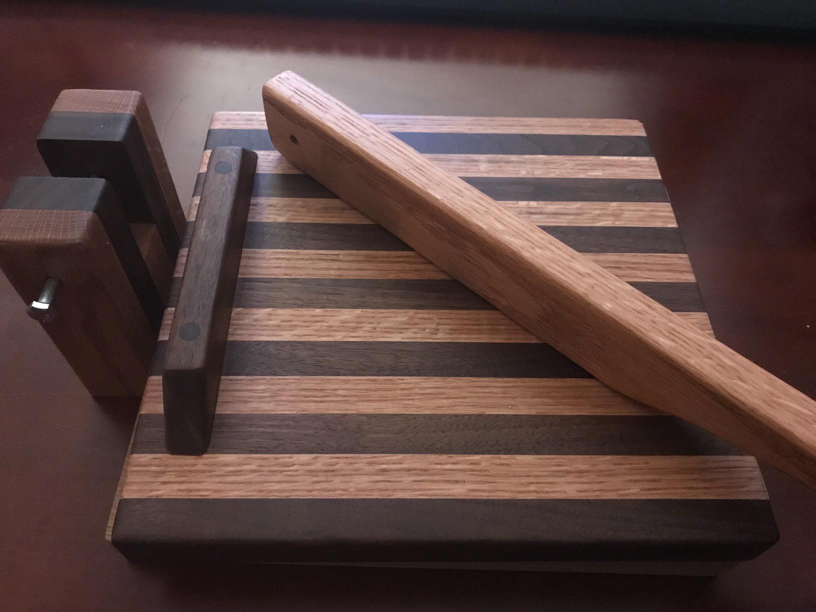 10 Inch Oak & Walnut Tortilla Press – Handmade Hardwood Tortilla Maker by Central Coast Woodworks customer photo 2