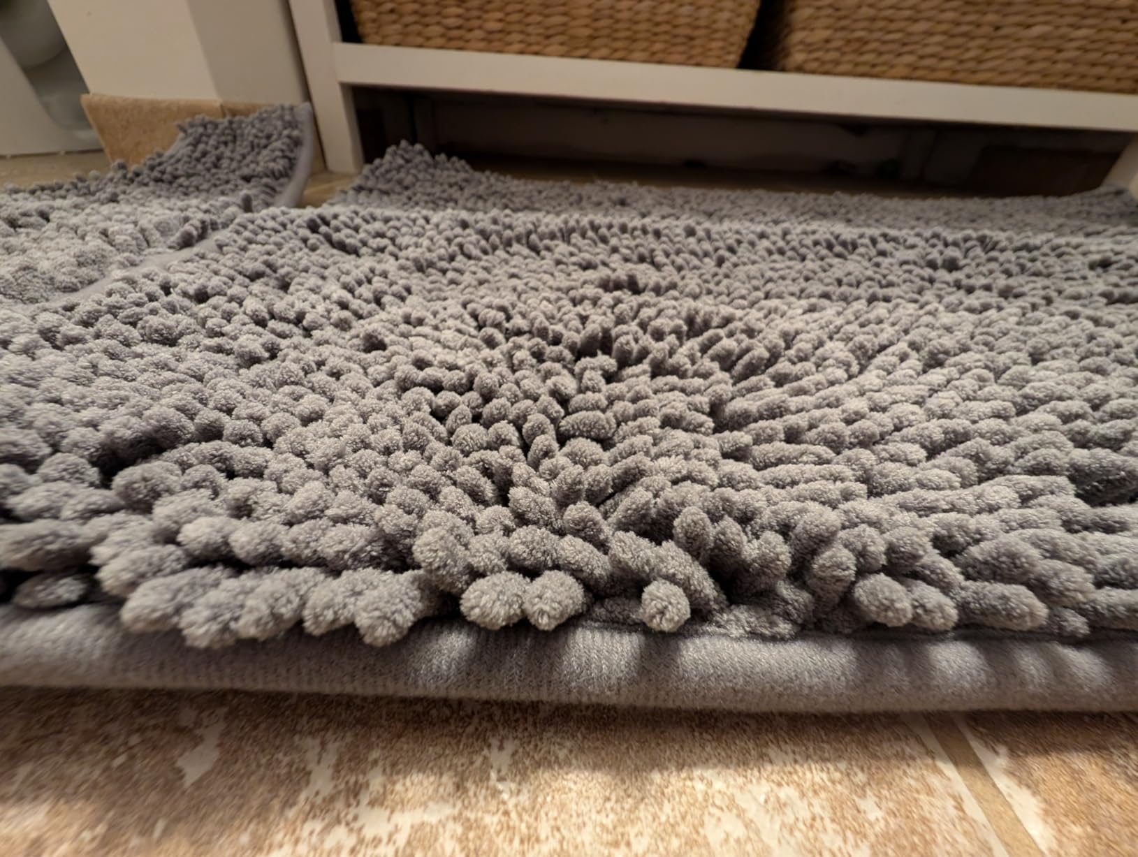 LuxUrux Bathroom Rugs Sets 2 Piece, Bathroom Rug Set, Soft Absorbent Chenille Bath Mat & Contour Toilet Rug, Non Slip, Quick Dry, Machine Washable Shaggy Bathroom Mats (Gray, 20