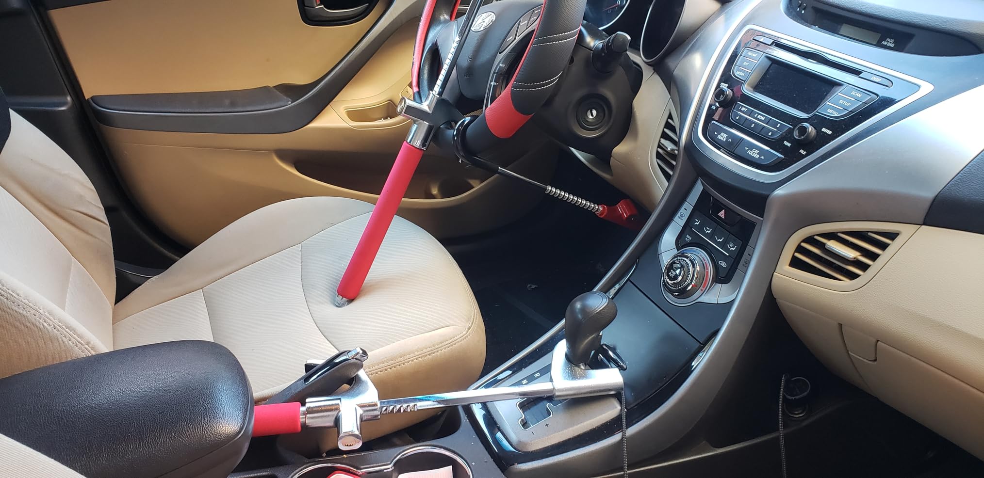 Tevlaphee Steering Wheel Lock for Cars,Wheel Lock,Vehicle Anti-Theft Lock,Adjustable Length Clamp Double Hook Universal Fit Emergency Hammer Window Breaker Self Defense Heavy Duty Secure customer photo 2