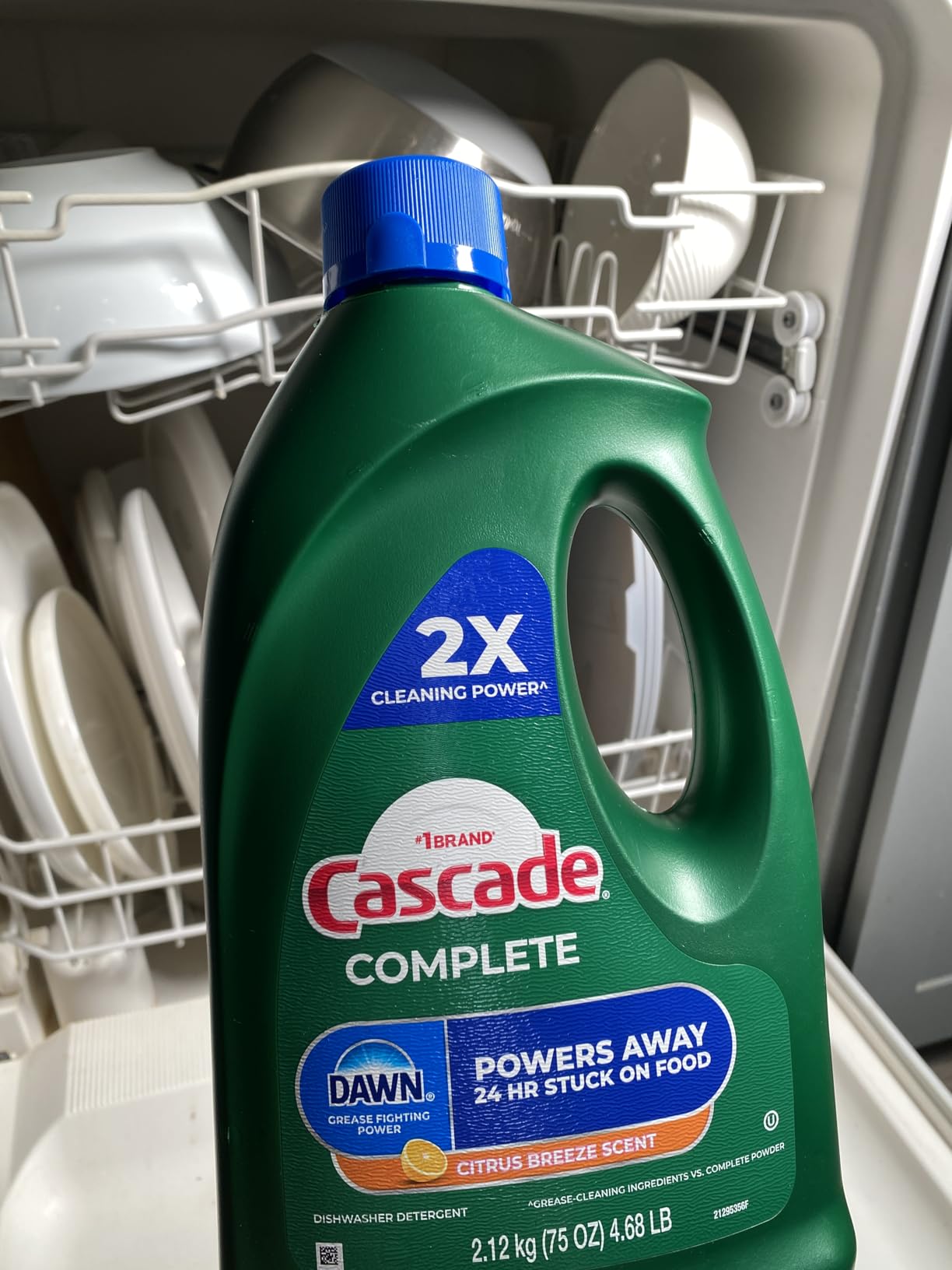 Cascade Platinum Dishwashing Liquid Gel - Fresh Scent, 125 oz. (2 Pack) customer photo 2