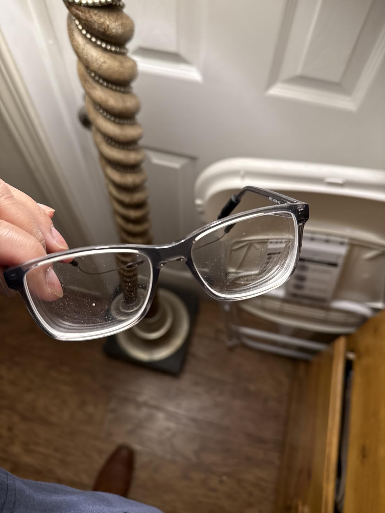 WANGLY Polarized Unisex Clip on Flip up Sunglasses over Prescription and Reading Glasses Frames customer photo 1