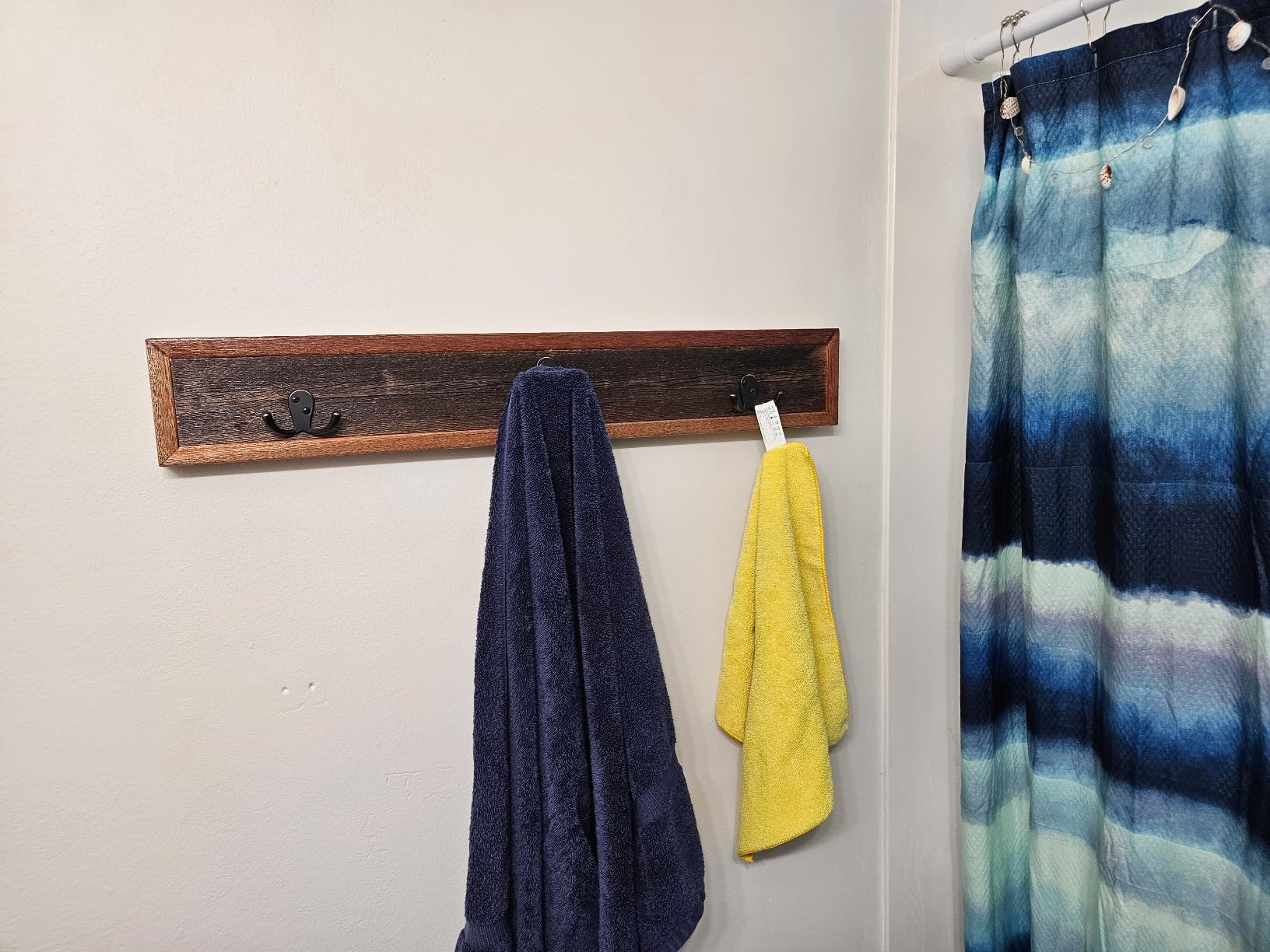 Rustic Weathered Reclaimed Wood Planks for DIY Crafts, Projects and Decor (6 Planks - 24