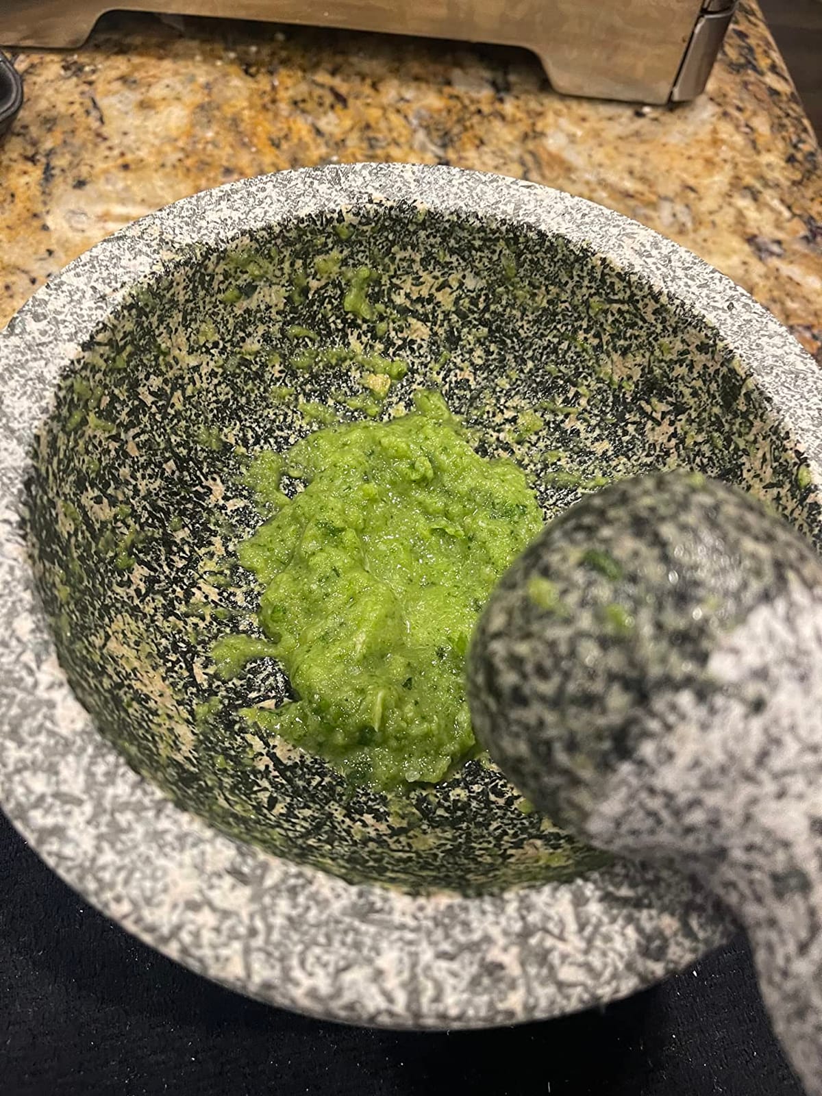 Umien Granite Mortar and Pestle Set 8-Inch (3.5-Cup), Molcajete, Grey customer photo 1