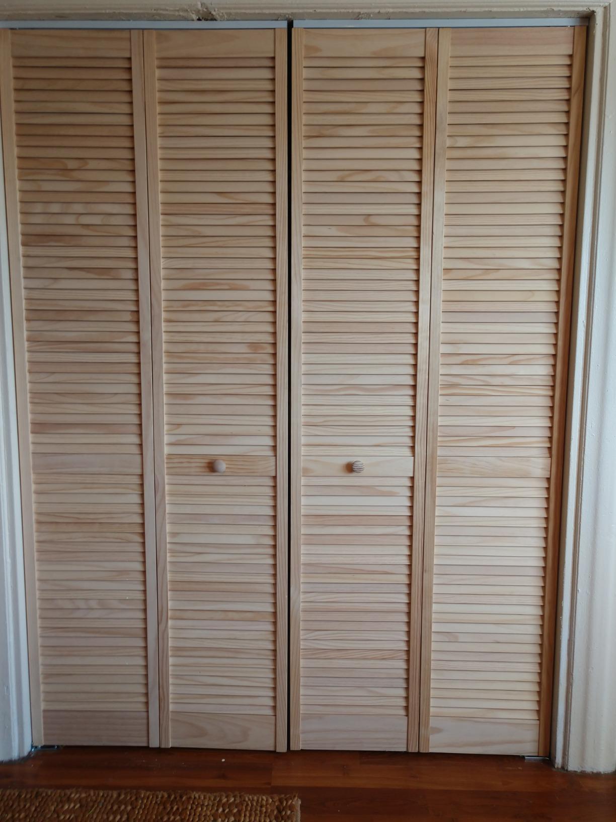 Kimberly Bay Closet Door, Bi-fold, Traditional Louver-Louver Clear (80x30) customer photo 2