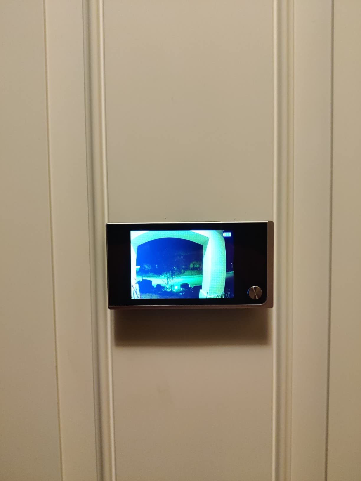 Sonew 3.5inch Digital LCD Hole Viewer with Wide Angle Lens for Enhanced Home Security and Easy Installation (#01 Door Viewer) customer photo 1