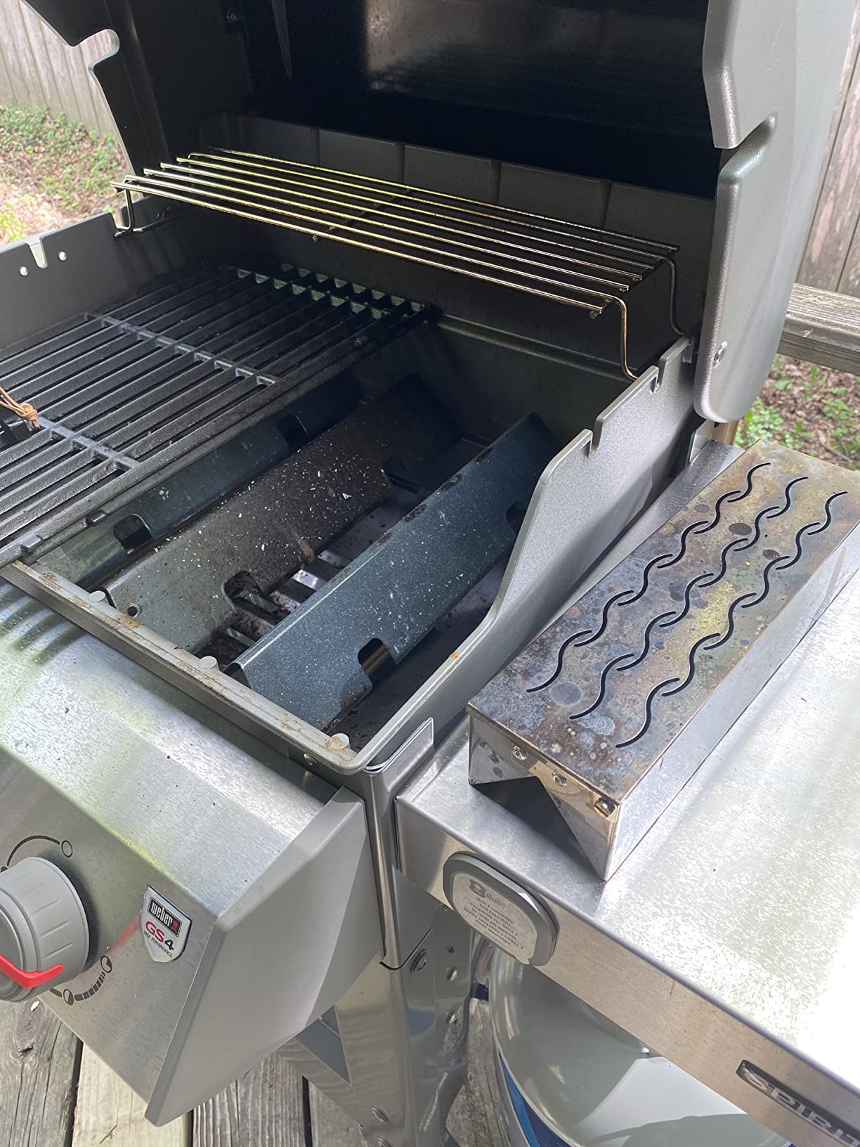 Skyflame Wood Chip Smoker Box for Charcoal, Propane Gas Grill customer photo 2