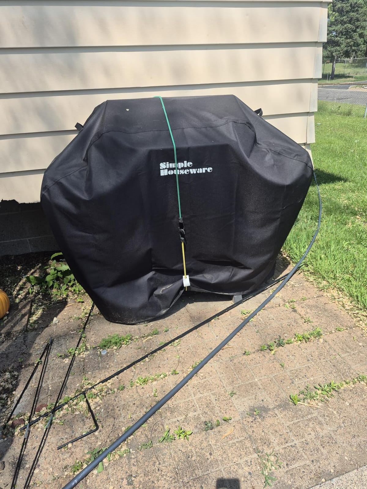 Simple Houseware 72 in. Heavy-Duty BBQ Gas Grill Cover, Waterproof customer photo 1