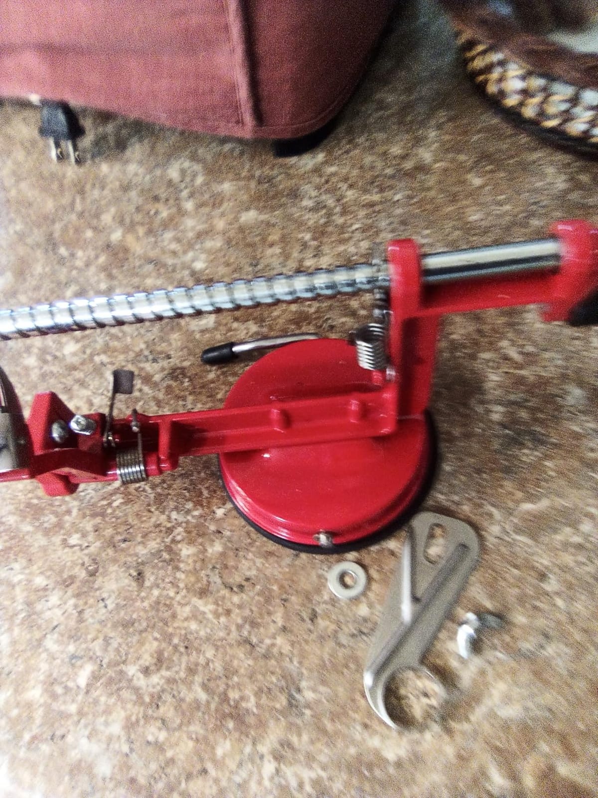 Apple Peeler and Corer, Durable Heavy Duty Chrome Cast Iron, Suction Base customer photo 2