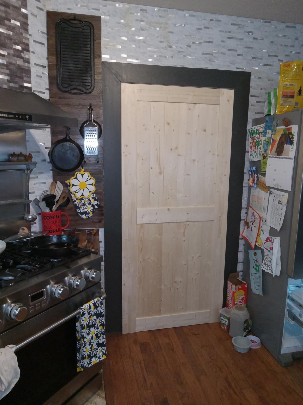 SmartStandard 36in x 84in Sliding Barn Wood Door Pre-Drilled Ready to Assemble, DIY Unfinished Solid Spruce Wood Panelled Slab, Interior Single Door Only, Natural, K-Frame (Fit 6FT-6.6FT Rail) customer photo 2